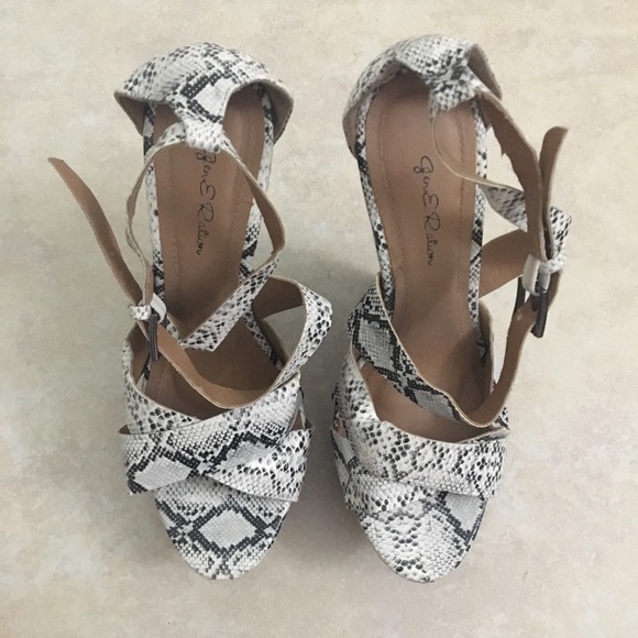 Snake Skin Pattern Plastic Wedge Open Toe Heel - Picture 1 of 6